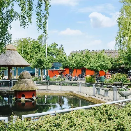 Pet Friendly In With Kitchen Holiday home *