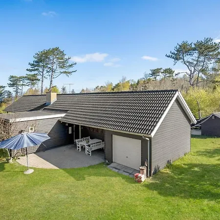 Holiday home Pet Friendly In With Kitchen *